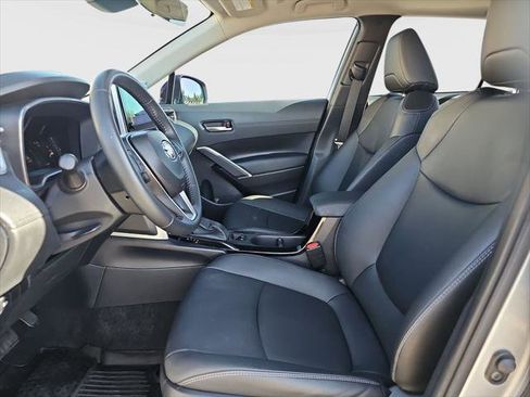 Certified 2025 Toyota Corolla Cross XLE w/ Convenience Package AWD/4WD image 16
