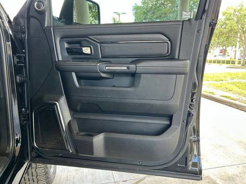Used 2023 RAM 2500 Limited AWD/4WD image 25
