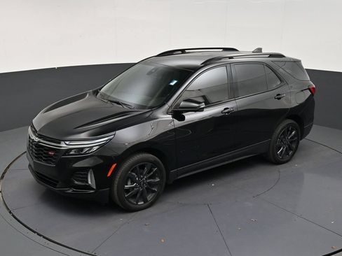 Used 2023 Chevrolet Equinox RS w/ RS Leather Package FWD image 12