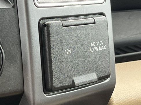 Used 2019 Ford F150 XLT w/ Equipment Group 302A Luxury AWD/4WD image 27