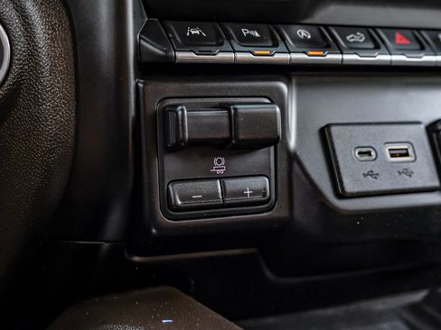 Used 2019 Chevrolet Silverado 1500 LTZ w/ LTZ Texas Edition image 27