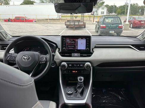 Used 2021 Toyota RAV4 Limited AWD/4WD image 35