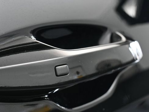 Used 2025 Kia Sportage EX image 42