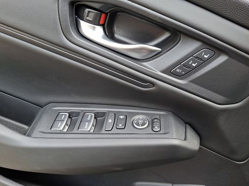 Used 2023 Honda Accord EX-L image 25