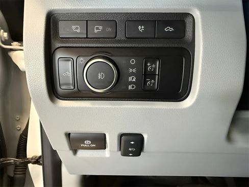 Used 2023 Ford F350 Limited w/ FX4 Off-Road Package image 14