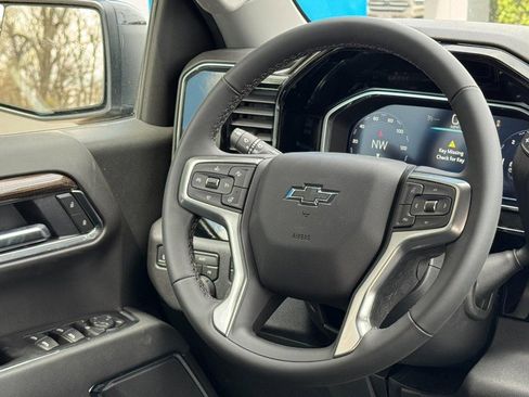 New 2026 Chevrolet Silverado 1500 RST AWD/4WD image 7