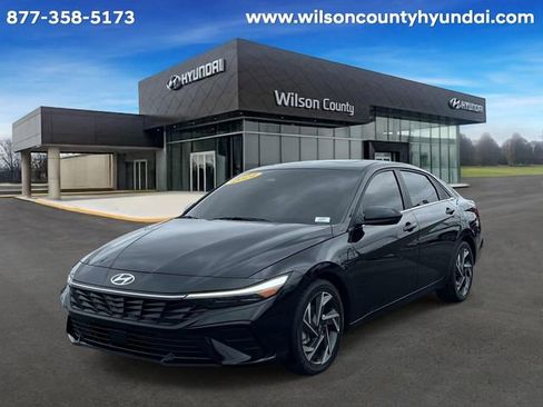 Certified 2024 Hyundai Elantra SEL w/ Convenience Package FWD image 1
