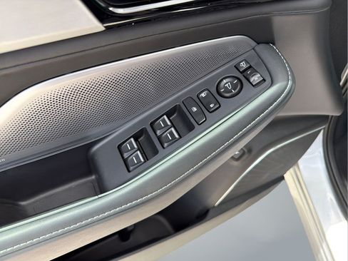 Used 2026 Acura MDX FWD w/ Technology Package image 28
