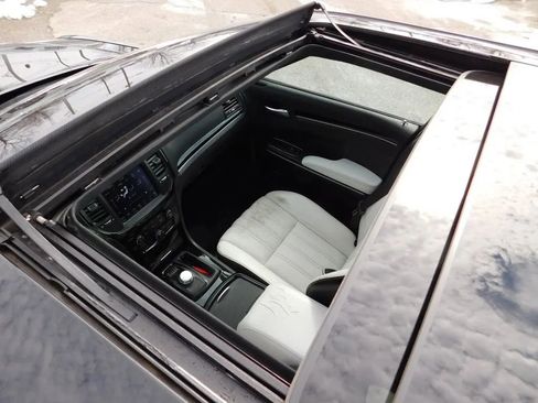 Used 2021 Chrysler 300 S w/ S Model Appearance Package image 10