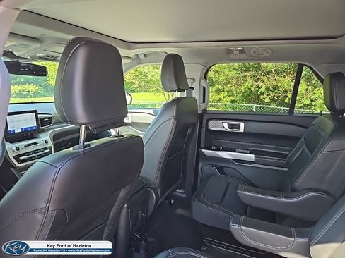 Used 2024 Ford Explorer XLT w/ Equipment Group 202A AWD/4WD image 41