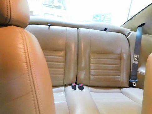Used 2001 Ford Mustang GT RWD image 39