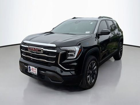 Used 2026 GMC Terrain Elevation w/ Elevation Premium Package FWD image 3