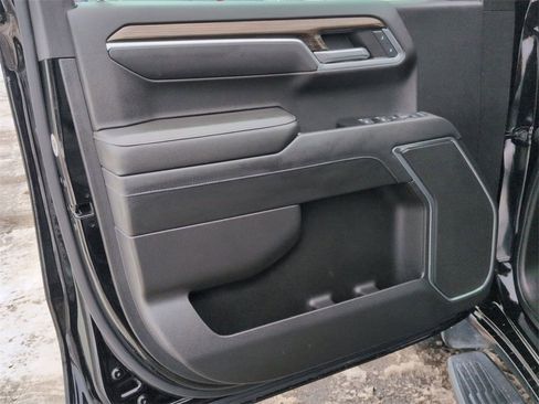 Certified 2022 Chevrolet Silverado 1500 RST image 21