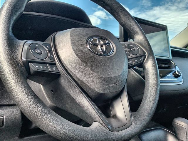 Used 2024 Toyota Corolla LE FWD image 19