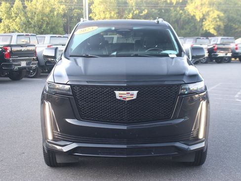 Used 2023 Cadillac Escalade Sport AWD/4WD image 2