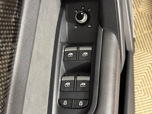 Used 2022 Audi SQ5 Premium Plus w/ Premium Plus Package AWD/4WD image 36