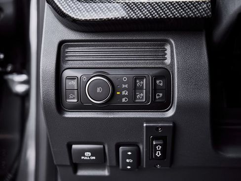 Used 2026 Ford F250 Lariat w/ Black Appearance Package AWD/4WD image 72