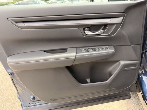 Used 2024 Honda CR-V Sport image 11