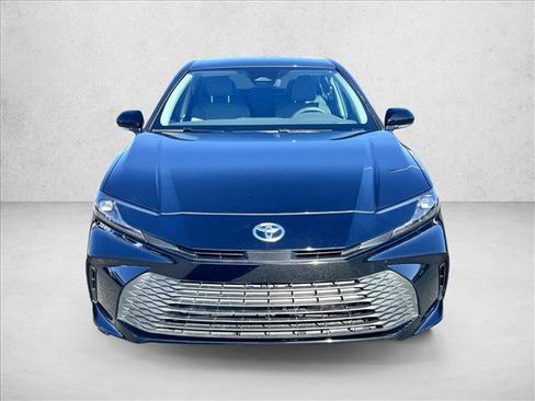 Certified 2025 Toyota Camry LE image 2