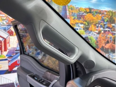 Used 2023 Ford F150 Lariat w/ Trailer Tow Package image 39