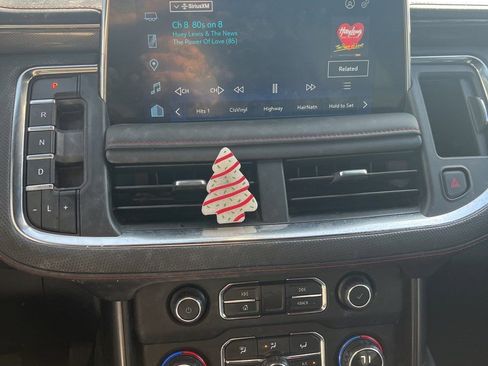 Used 2024 Chevrolet Suburban RST w/ Luxury Package image 16