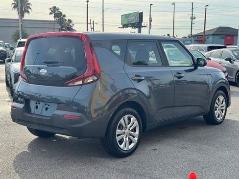 Certified 2020 Kia Soul LX FWD image 6