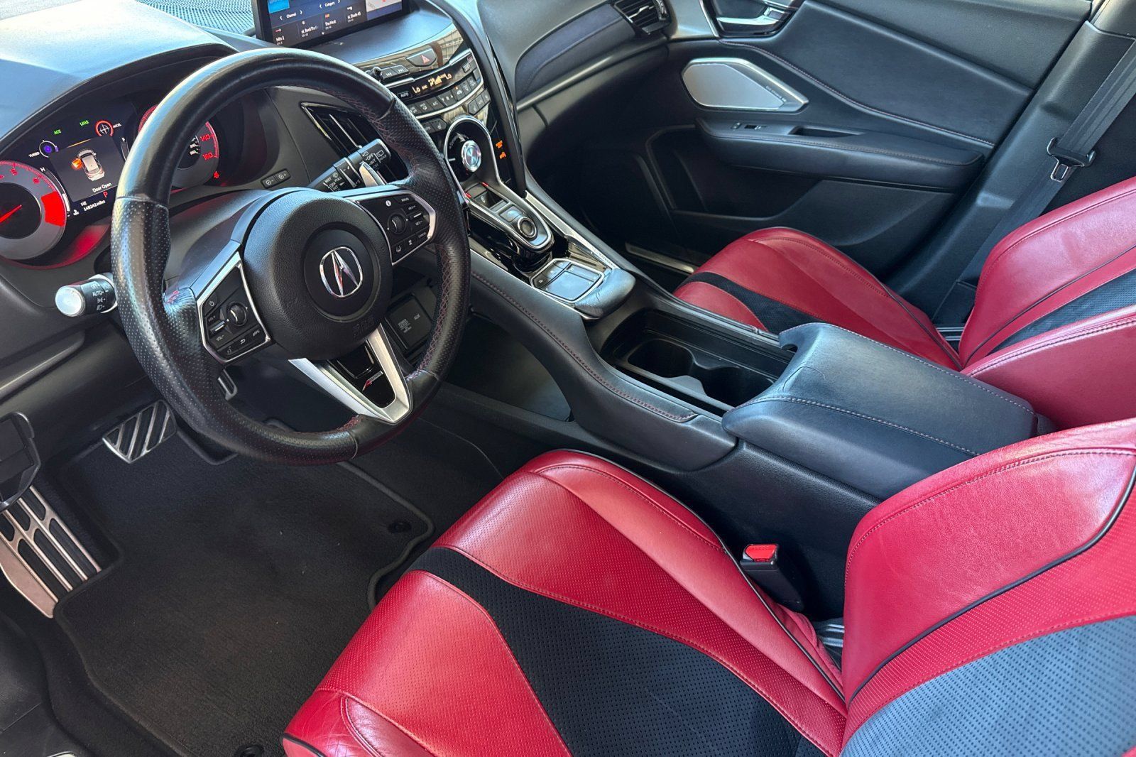Used 2019 Acura RDX w/ Advance Package FWD image 5