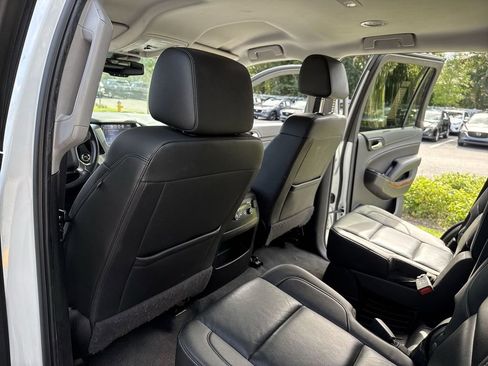 Used 2020 Chevrolet Tahoe Premier RWD image 34