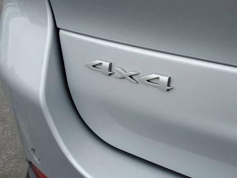 Used 2024 Jeep Grand Cherokee L Limited w/ Luxury Tech Group II image 37