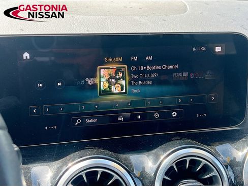 Used 2023 Mercedes-Benz GLA 250 w/ Premium Package image 19