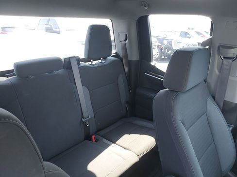 Used 2025 Chevrolet Silverado 1500 LT image 14