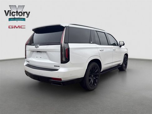 Used 2022 Cadillac Escalade Sport w/ Touring Package image 14