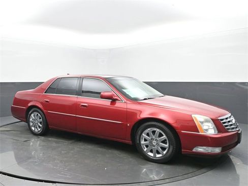 Used 2009 Cadillac DTS image 7