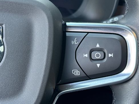 Used 2023 Volvo XC40 Recharge Plus AWD/4WD image 27