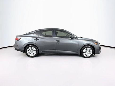 Used 2025 Nissan Sentra S FWD image 9