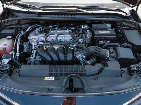 Used 2020 Toyota Corolla LE FWD image 27