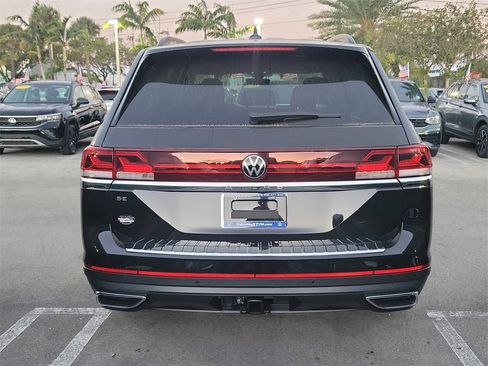 New 2026 Volkswagen Atlas SE image 4