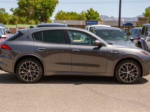 Used 2023 Maserati Grecale Modena AWD/4WD image 4