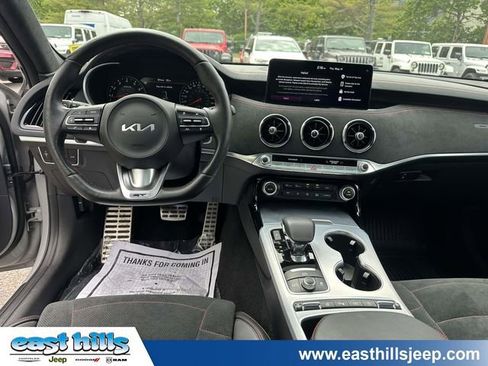 Used 2023 Kia Stinger GT2 AWD/4WD image 18
