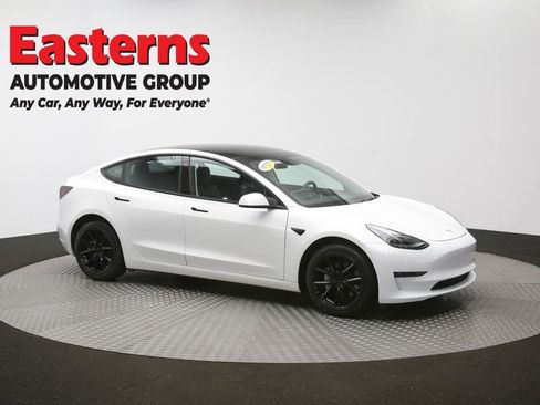 Used 2023 Tesla Model 3 Standard Range RWD image 42