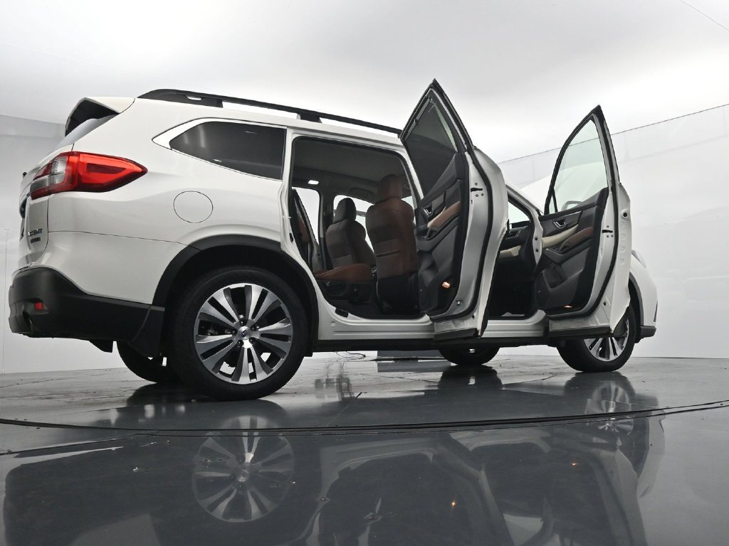 Used 2022 Subaru Ascent Touring AWD/4WD image 43