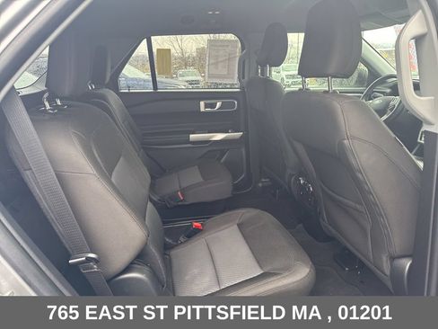 Used 2022 Ford Explorer XLT AWD/4WD image 21