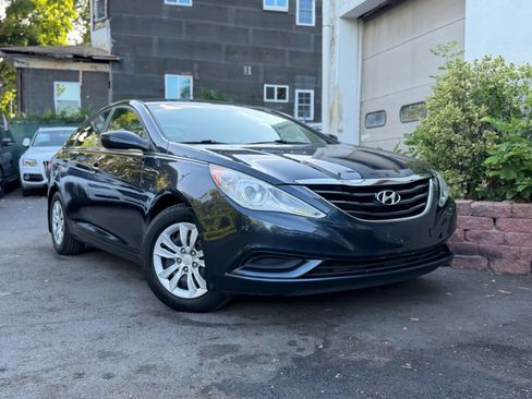 Used 2011 Hyundai Sonata GLS FWD image 16