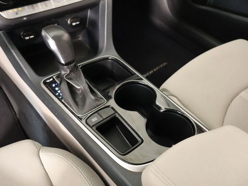 Used 2018 Hyundai Sonata SEL FWD image 8