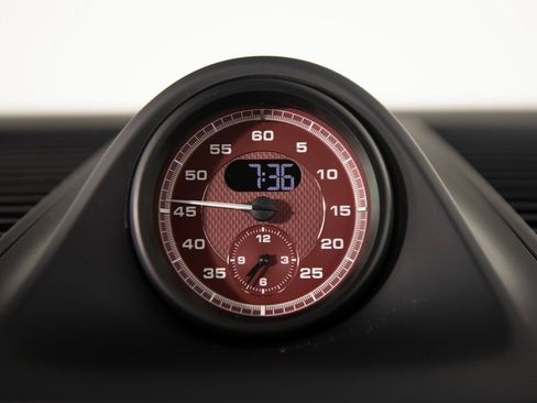 New 2026 Porsche Macan GTS image 26