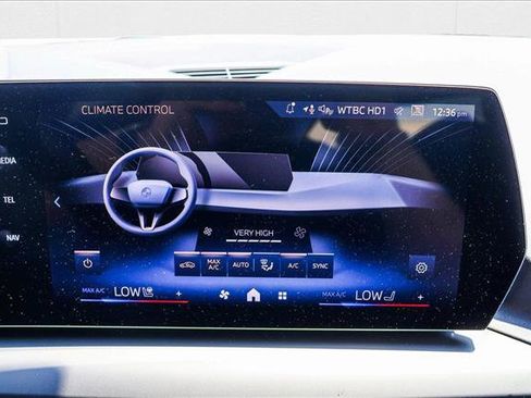 Used 2025 BMW 228i xDrive 228 xDrive w/ Premium Package image 18