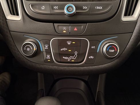 Used 2024 Chevrolet Malibu RS w/ LPO, Floor Liner Package FWD image 21