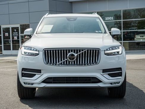 Used 2023 Volvo XC90 B6 Plus w/ Protection Package image 2
