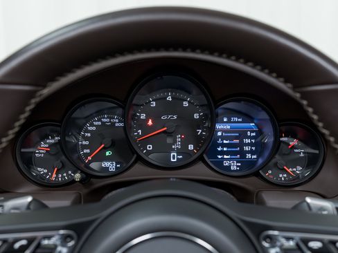 Certified 2019 Porsche 911 Targa 4 GTS image 23