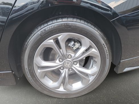Used 2024 Honda Accord EX image 30